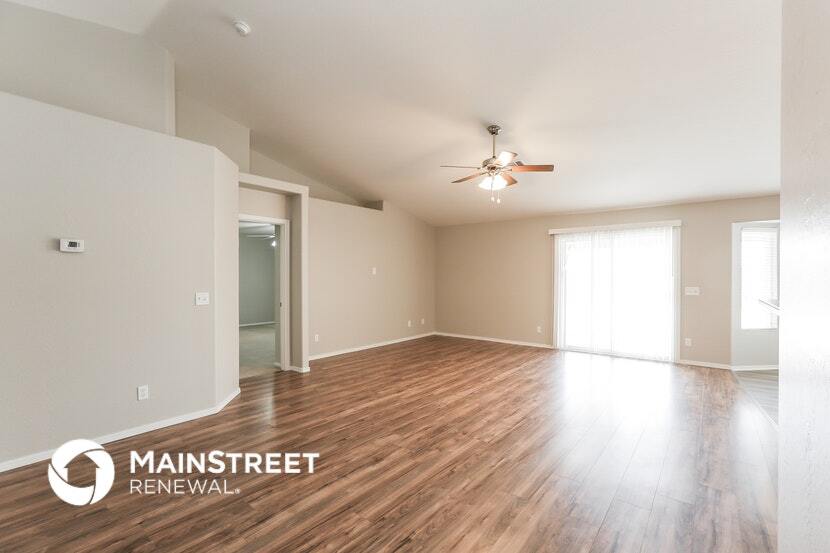 Building Photo - 422 N 110th St