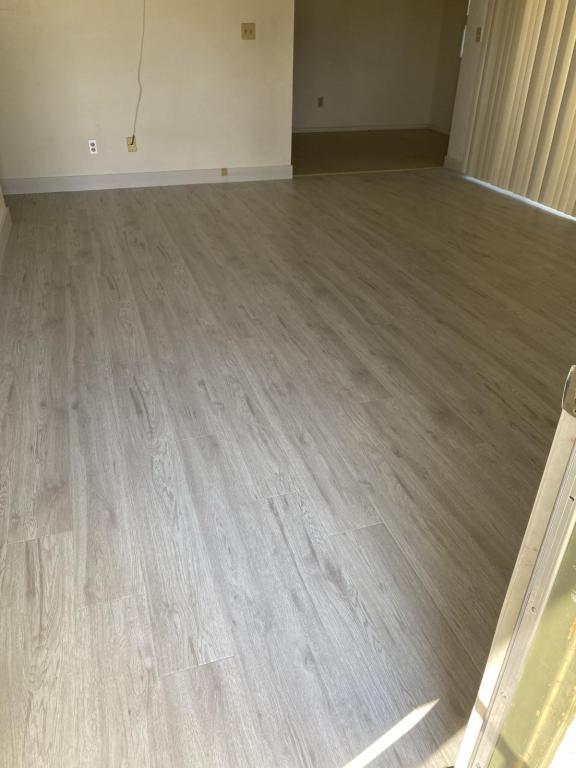 Building Photo - 1649 Pine Ct