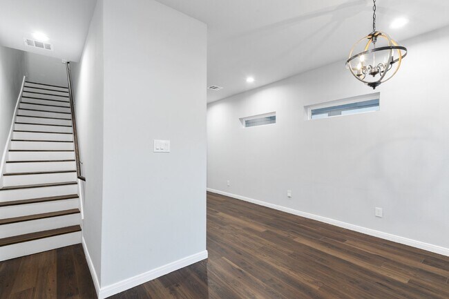Building Photo - 4919 Paradigm Ln
