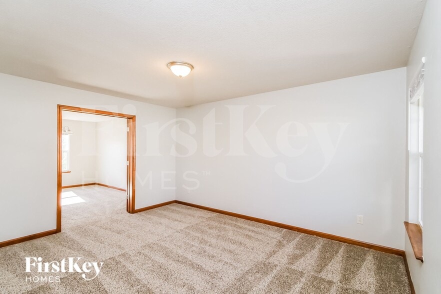 Building Photo - 4503 W Easy St