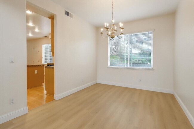 Building Photo - 4 Bed 3 Bath Home With 3 Car Garage High Ceilings And Fenced Yard