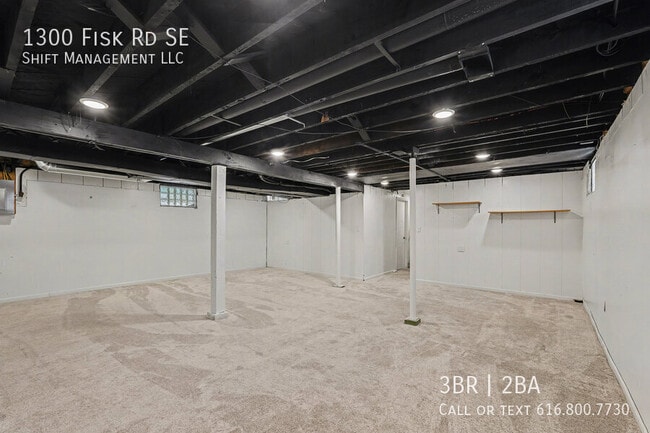 Building Photo - 1300 Fisk Rd SE