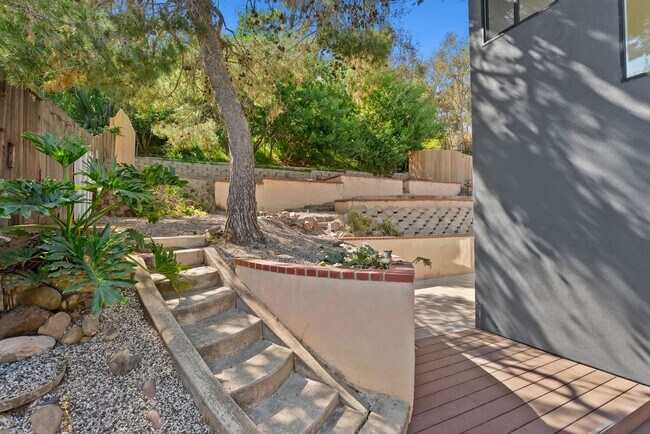 Building Photo - 3646 Curlew St