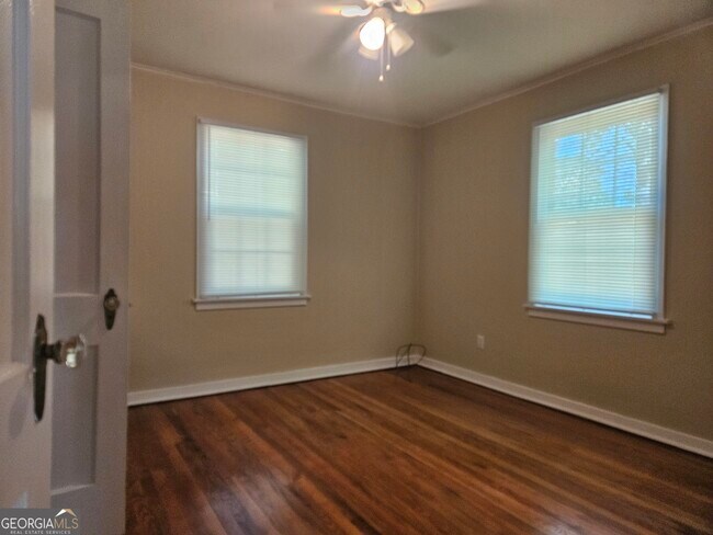 Building Photo - 316 Florence Ave