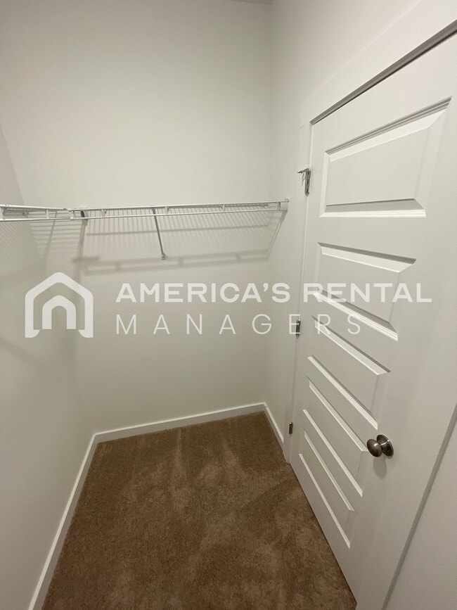 Building Photo - Home for Rent in Oak Grove, AL!!! View with 48 Hours Notice!