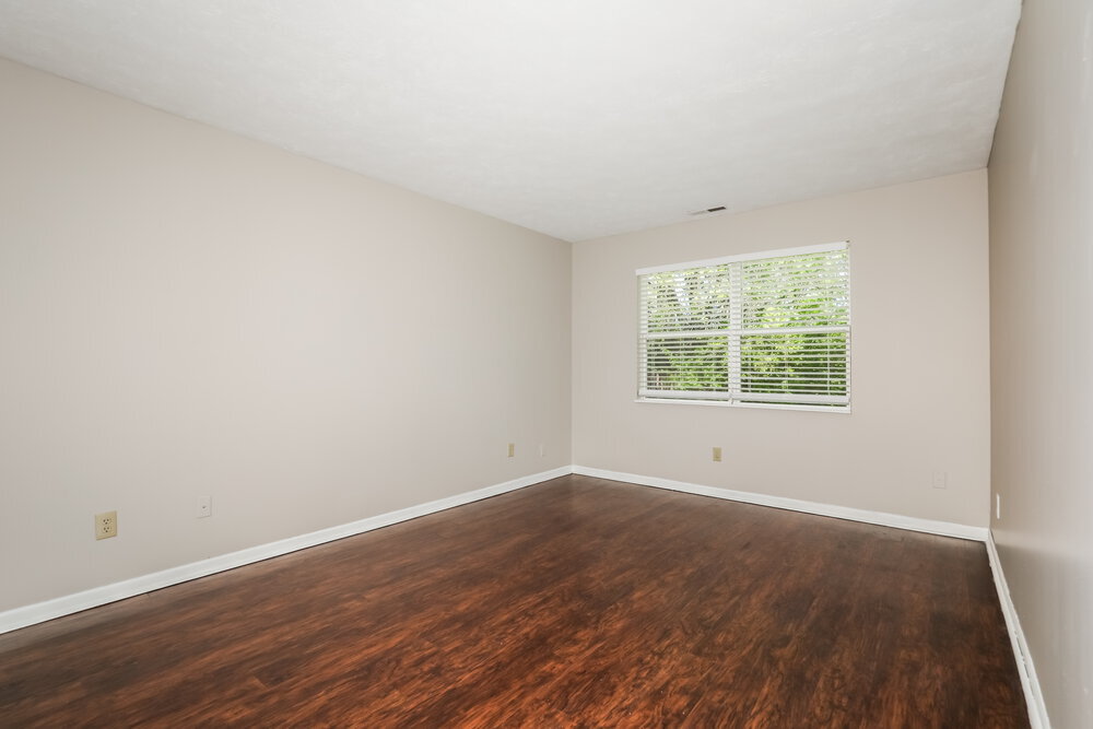 Building Photo - 5149 Emmert Dr