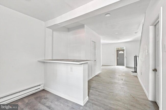 Building Photo - 2435 Fitzgerald St