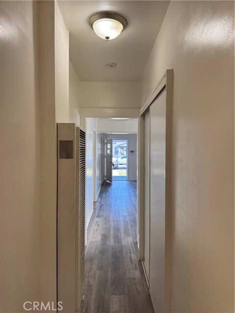 Building Photo - 1538 W 51st Pl