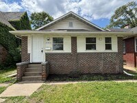 Building Photo - 346 Richard Gordon Hatcher Blvd