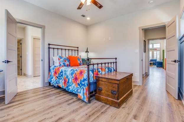 Building Photo - 405 Carneros Dr