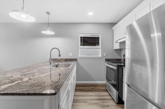 Building Photo - Charming 3BR 2BA near downtown Ocala!