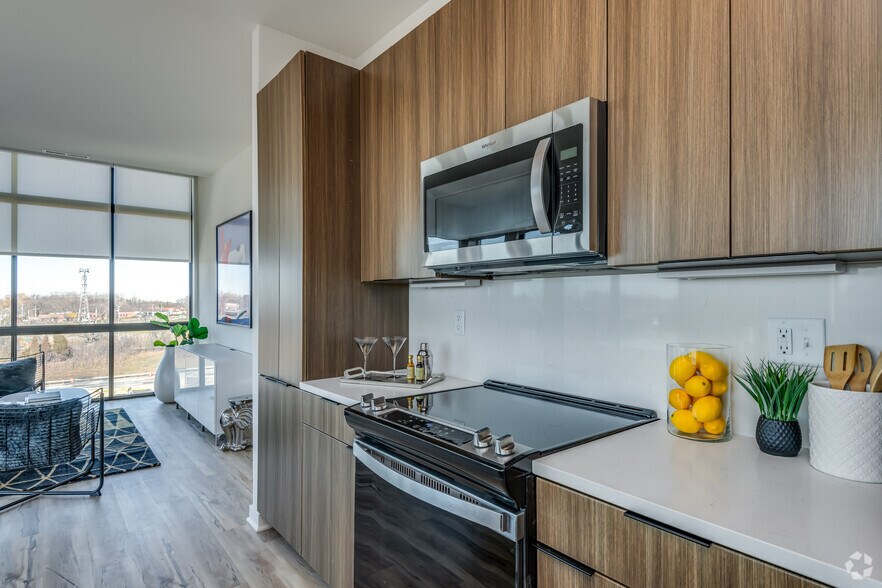 Loomis Crossing Apartments 4100 W Layton Ave Greenfield WI 53221