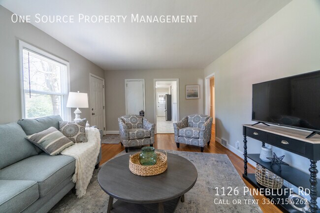 Building Photo - 1126 Pinebluff Rd