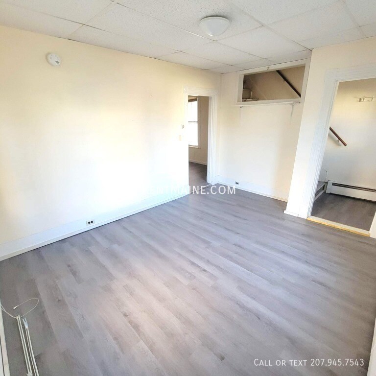 Building Photo - 101 Front St