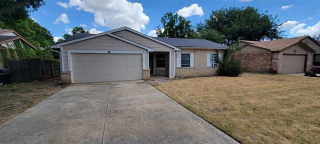 Building Photo - 2610 Knoll Trail