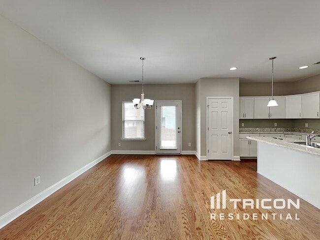 Building Photo - 287 Telavera Dr