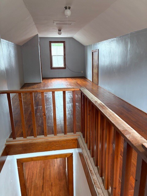 Building Photo - 907 Ave G