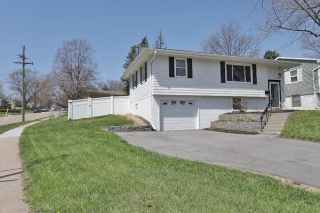 Building Photo - 3456 S 126th Ave