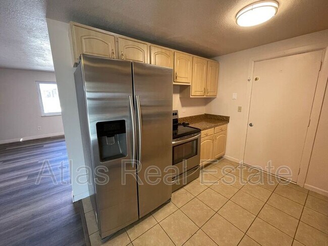 Building Photo - 4435 S Anjelina Cir