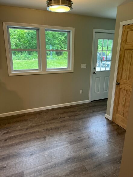 backdoor entrance - 4 Charles Ln