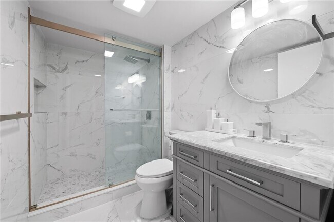 Building Photo - 3500 Galt Ocean Dr