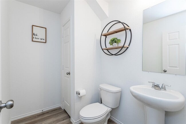 Building Photo - 2023 built Sweet Home! 4bd & 3 bth