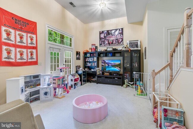 Building Photo - 11426 Summer House Ct
