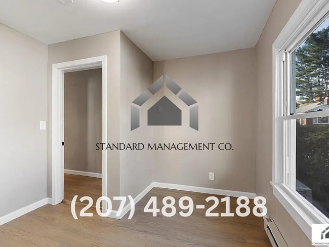 Building Photo - Spacious 4-Bedroom Home with Garage & Modern Heating  for Rent in Waterville