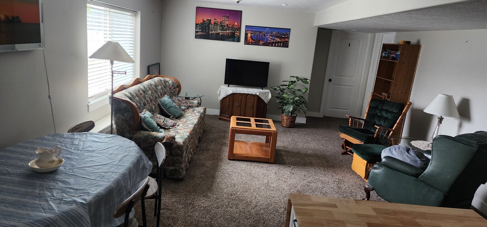 Building Photo - 33 W 1600 S St