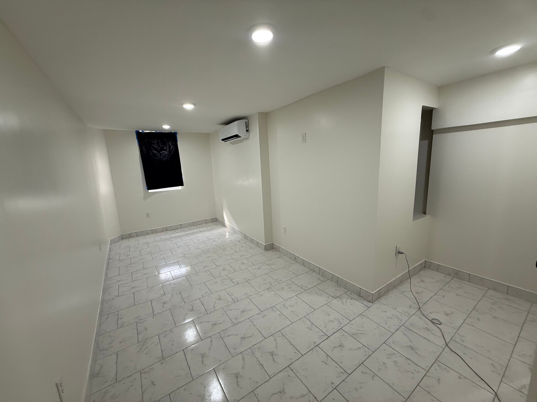 Building Photo - 1110 S 54th St