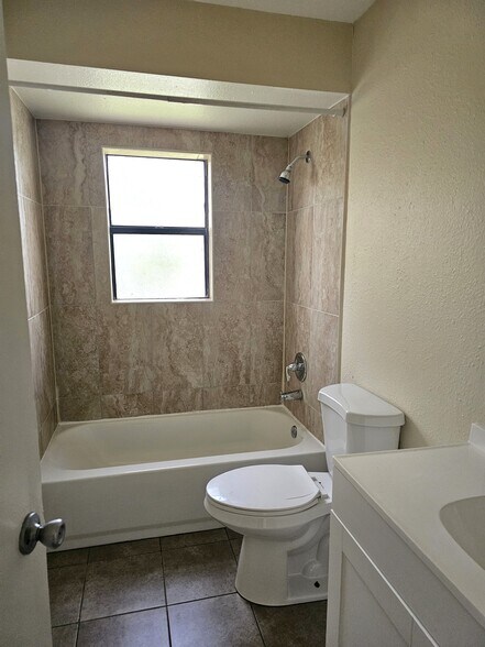 Building Photo - 4030 78th Ave N