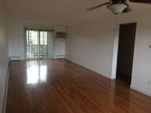 Select Units with Mahogany Floors - Executive House