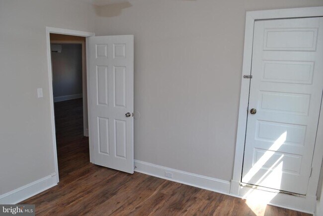 Building Photo - 200 W All Saints St