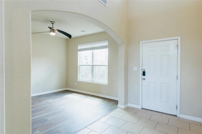 Building Photo - 7993 Arezzo Dr