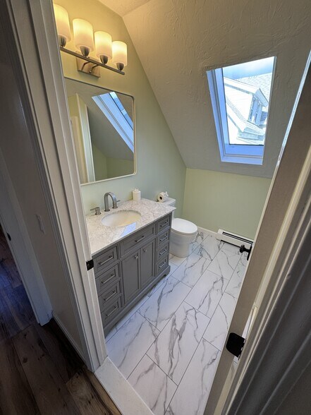 Building Photo - 25 Franklin St