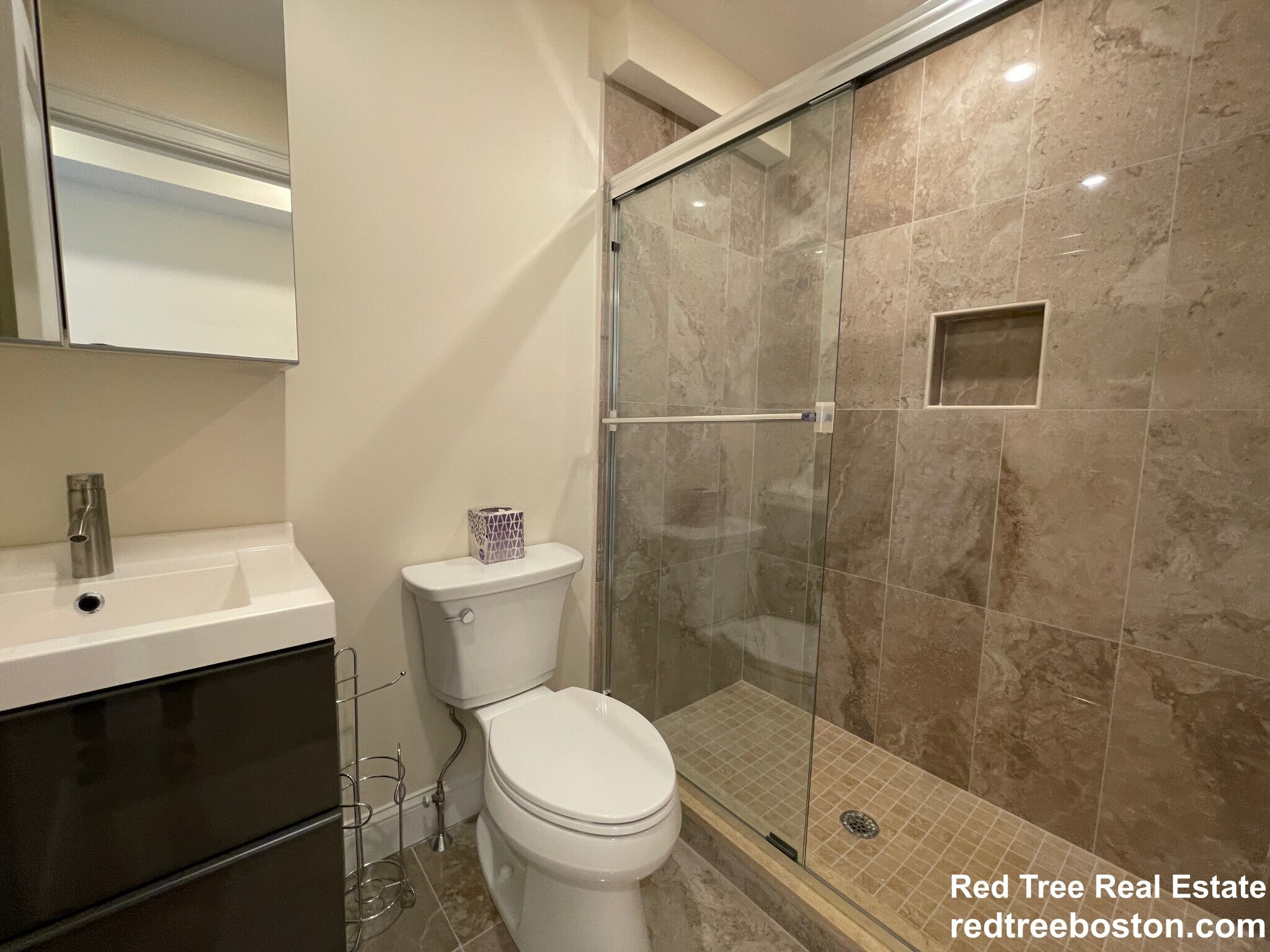 Building Photo - 1028a Commonwealth Ave