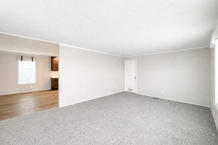 Building Photo - 29652 Cambridge Ct