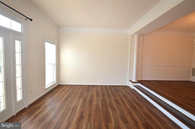 Building Photo - 24600 Siltstone Square
