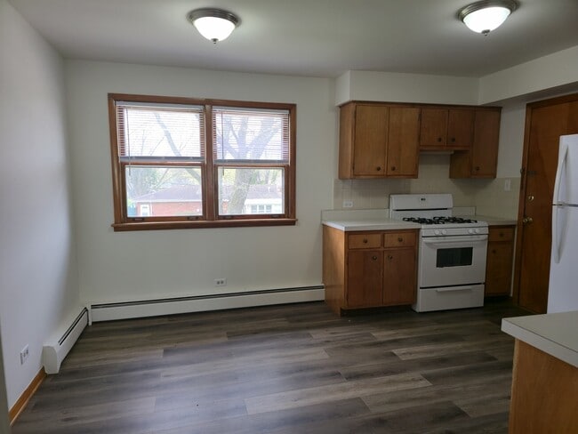 Building Photo - 517 Bethel Dr