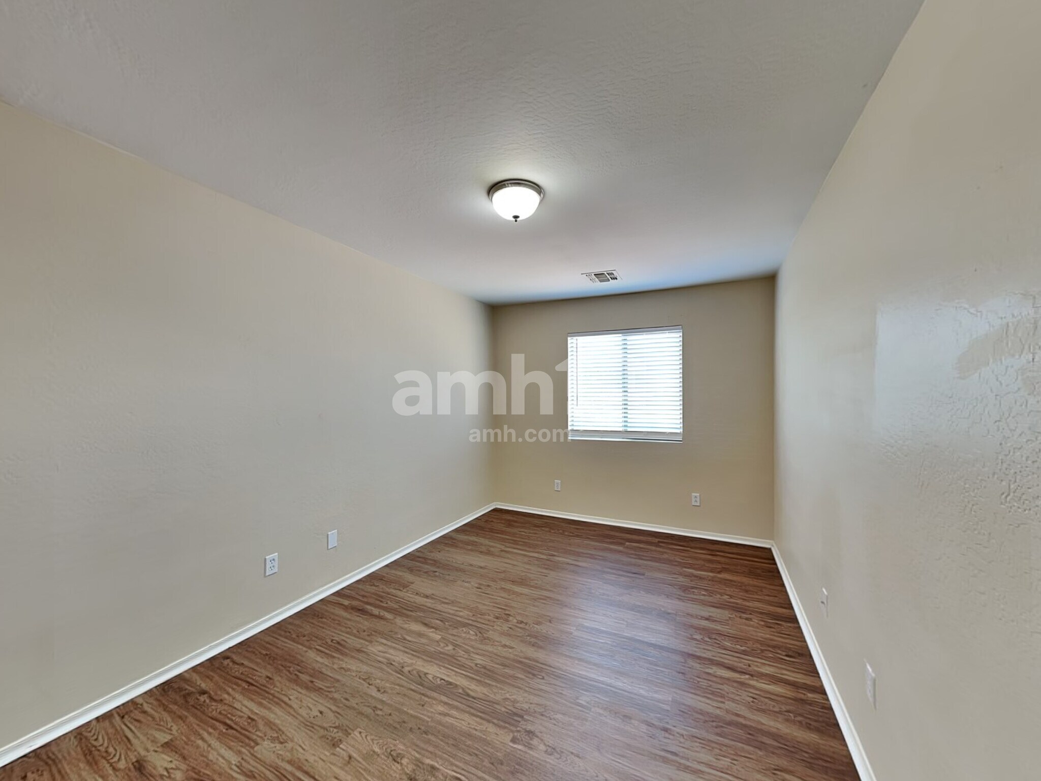 Building Photo - 8506 W Miami St