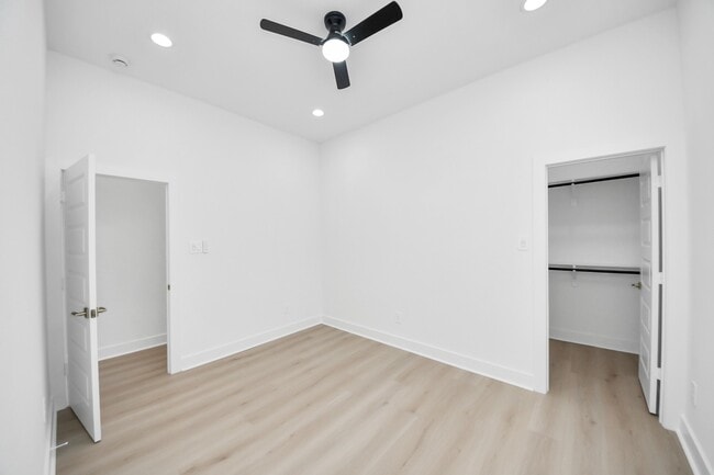 Building Photo - 8601 Amadwe St