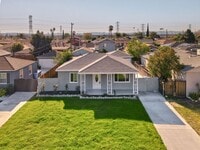 Building Photo - Single Family Home in Quiet Neighborhood.