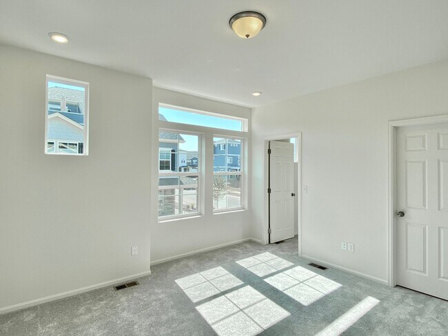 Building Photo - 21805 E 44th Pl