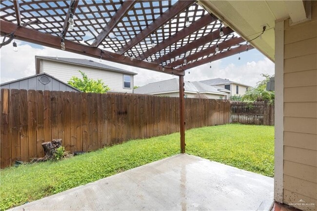 Building Photo - 3625 Prestwick St