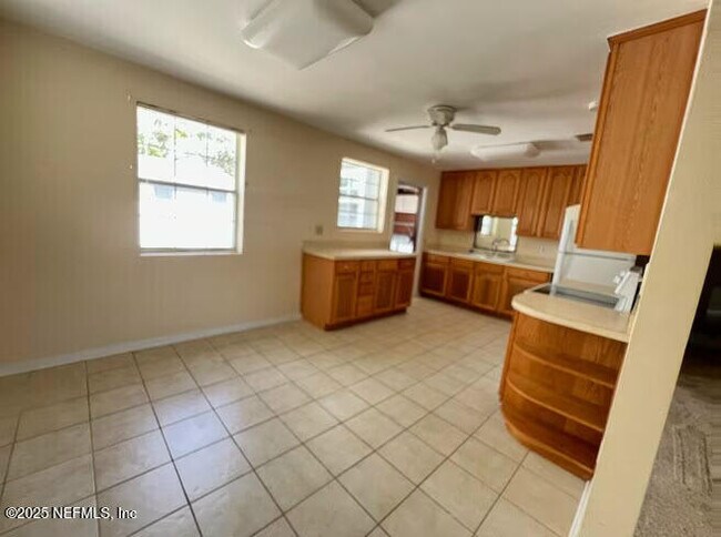 Building Photo - 5339 Carder St