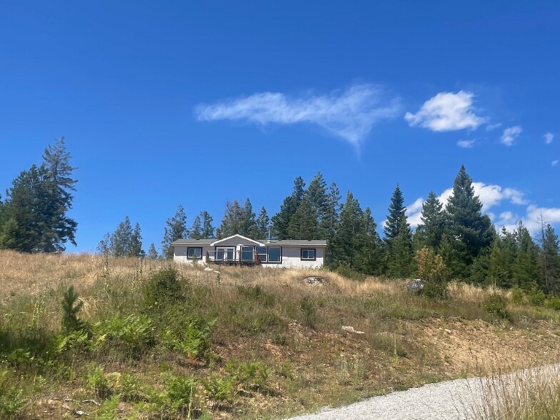 Building Photo - 194 Bergamot Dr