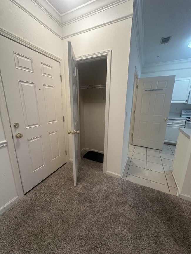 Building Photo - 2026 Whitemarsh Way