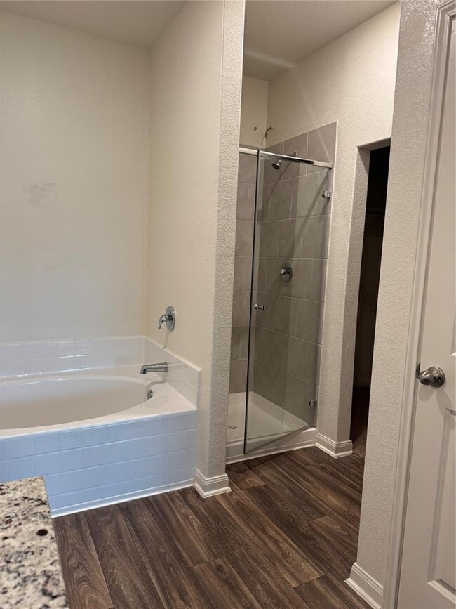 Building Photo - 18641 Quiet Range Dr