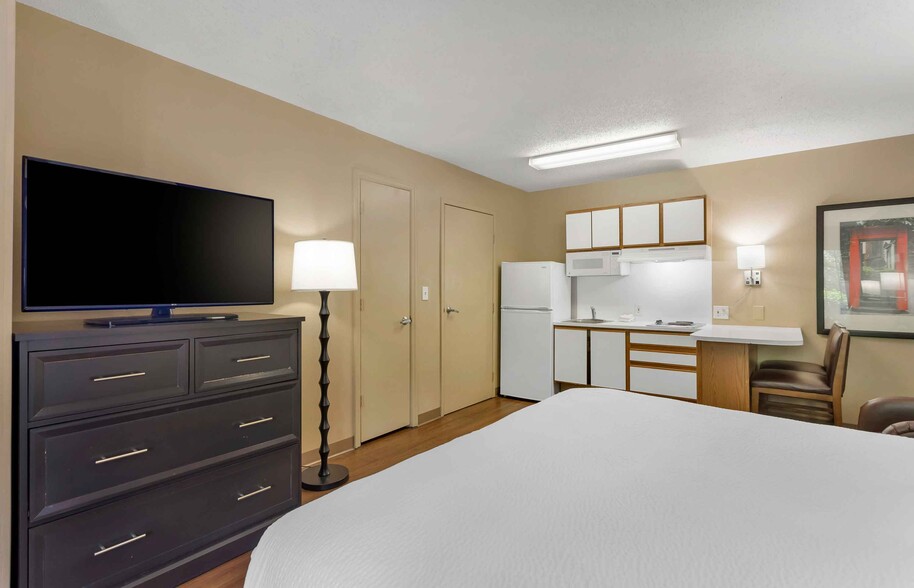 Building Photo - Furnished Studio-Nashville - Airport - Mus...