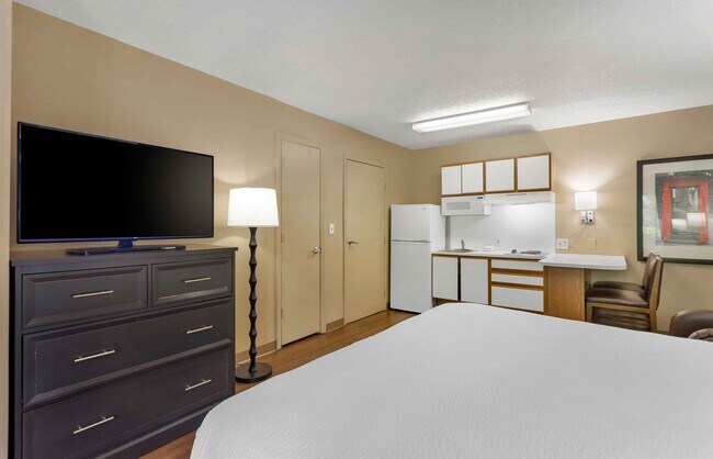 Building Photo - Furnished Studio-Nashville - Airport - Music City